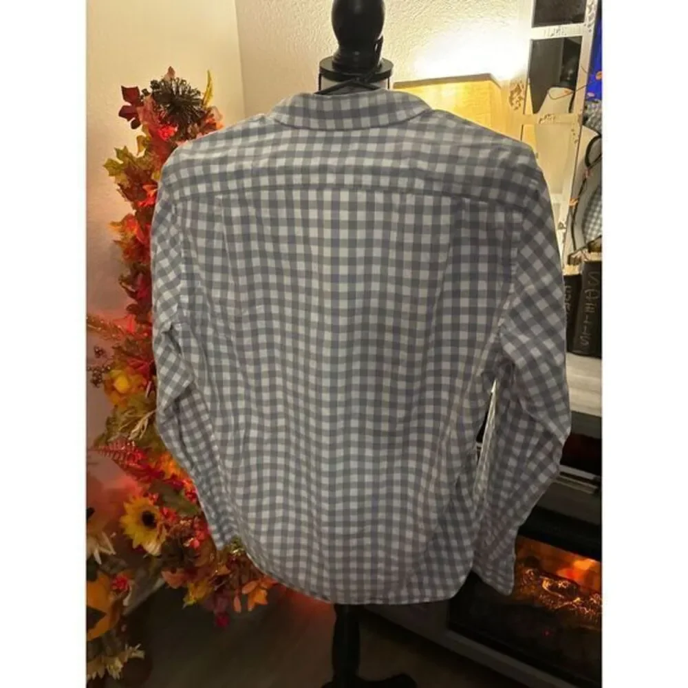 J.Crew button down shirt size M plaid‎